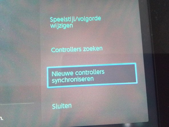 Het vervangen en synchroniseren van nieuwe Nintendo Switch-controllers, Open het Nieuwe Controller menu: stap 2, afbeelding 1 van 1