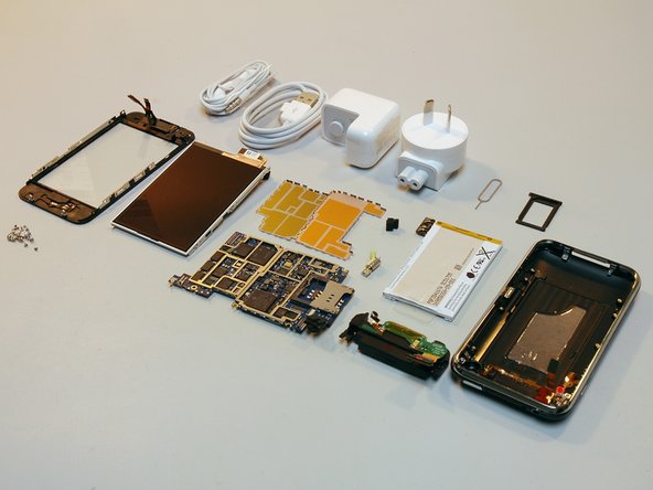 iPhone 3G Teardown, iPhone 3G Teardown: passo 1, imagem 1 %32